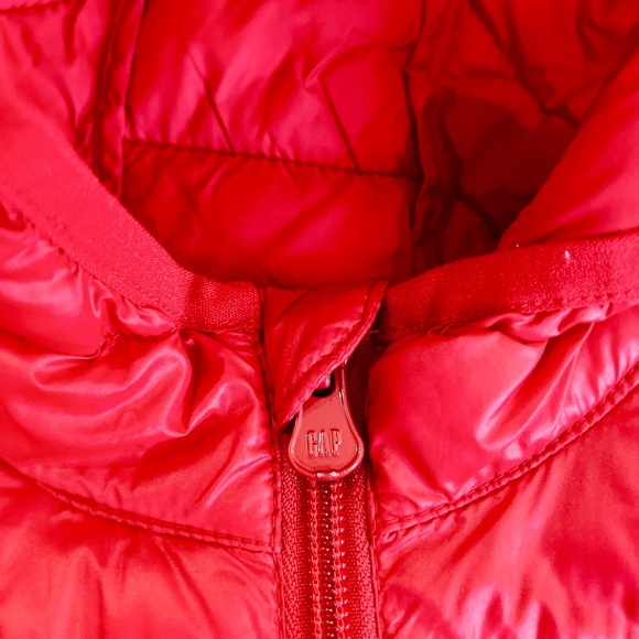 Gap toddler red lightweight puffer jacket - Picture 4 of 5